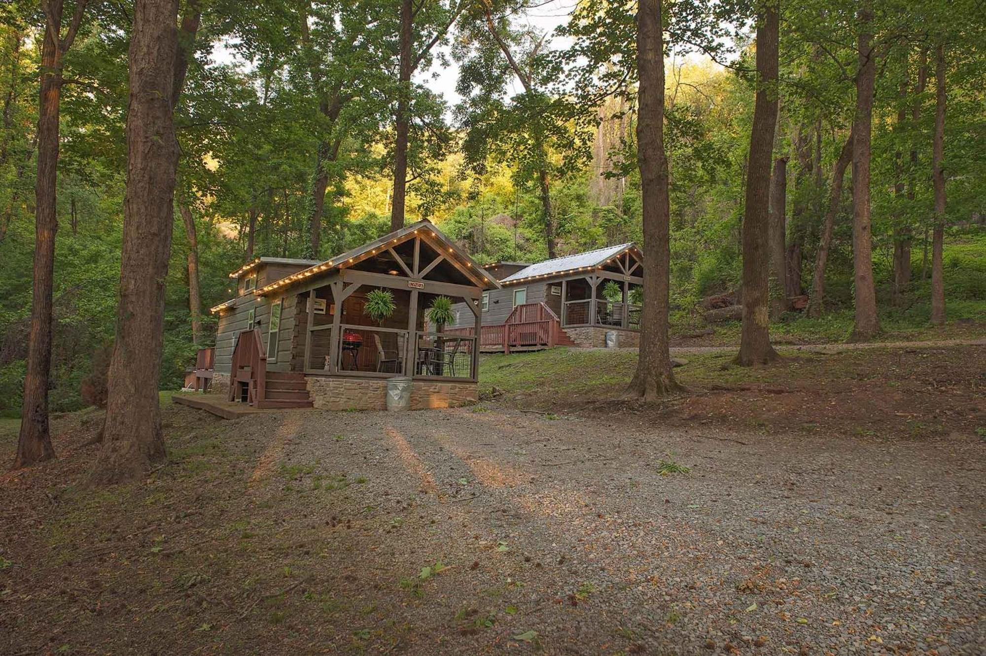 Tiny Cabin Village Private Hot Tub Lynda Cabin ชัททานูกา ภายนอก รูปภาพ