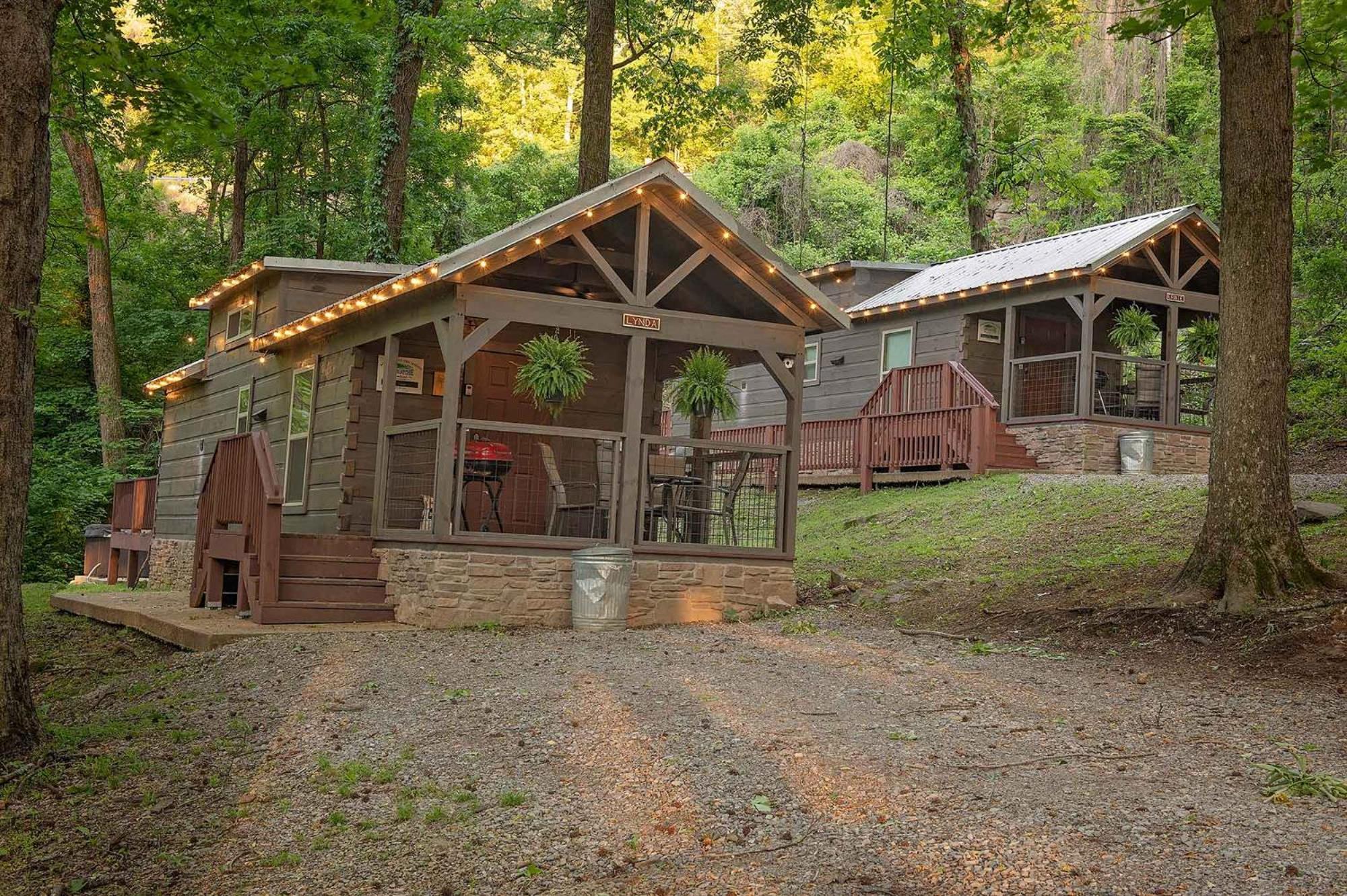 Tiny Cabin Village Private Hot Tub Lynda Cabin ชัททานูกา ภายนอก รูปภาพ