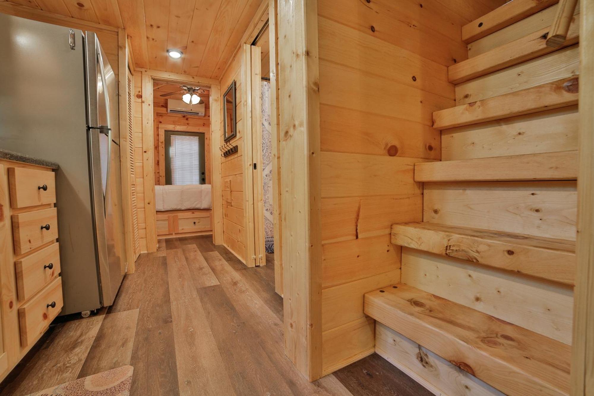 Tiny Cabin Village Private Hot Tub Lynda Cabin ชัททานูกา ภายนอก รูปภาพ