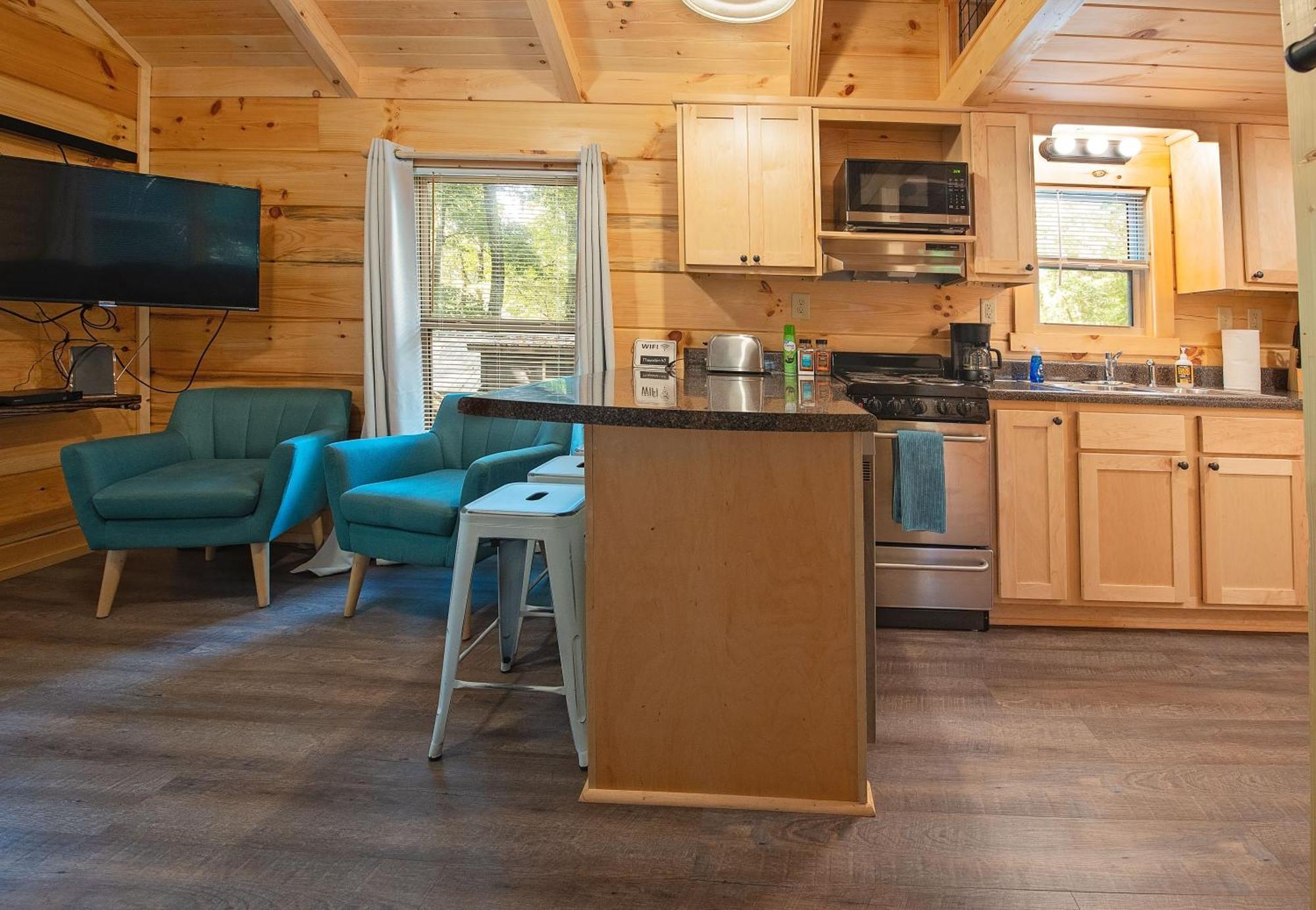 Tiny Cabin Village Private Hot Tub Lynda Cabin ชัททานูกา ภายนอก รูปภาพ
